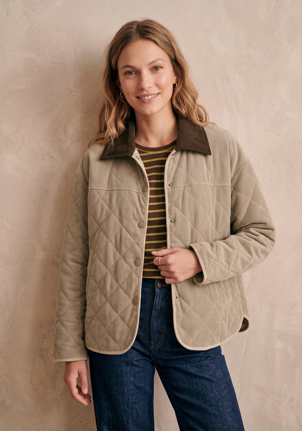 Veste matelassée en velours côtelé col chemise - Ella